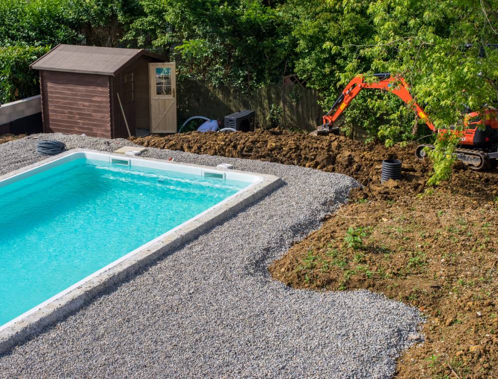 Terrassement piscine à Grez-Neuville